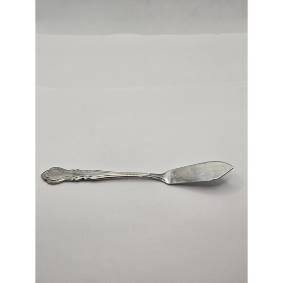 Reed & Barton CARRIAGE Stainless Rebacraft Select Glossy Flatware Butter Knife - Picture 4 of 10